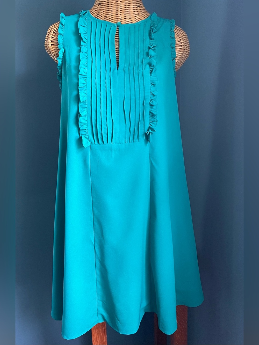 Merona Ruffled Teal Shift Dress Sleeveless Shift Style Lined Size Small